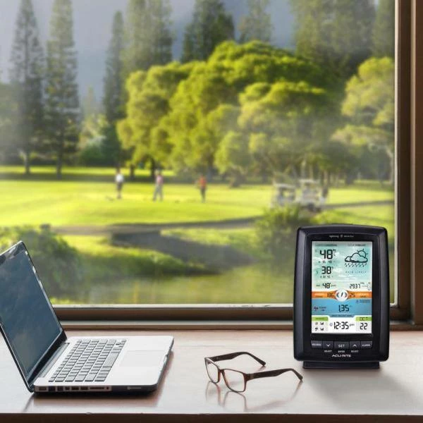 AcuRite Weather Station with Rain Gauge and Lightning Detector 3 AcuRite Weather Station with Rain Gauge and Lightning Detector - Image 3