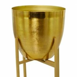 CosmoLiving by Cosmopolitan Gold Metal Modern Planter (Set of 2) -Everbilt Sales Store gold cosmoliving by cosmopolitan plant pots 042326 a0 1000
