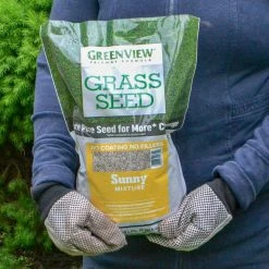 GreenView 3 lbs. Fairway Formula Grass Seed Sunny Mixture -Everbilt Sales Store greenview grass seed 2829339 31 1000
